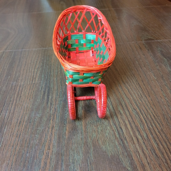 Vintage Reindeer ordament couple in a sleigh basket Holiday - Picture 14 of 16